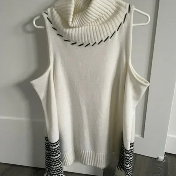 Venus - Picture 2 of 11